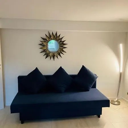 Souterrain Mit Separatem Eingang Und Bad *