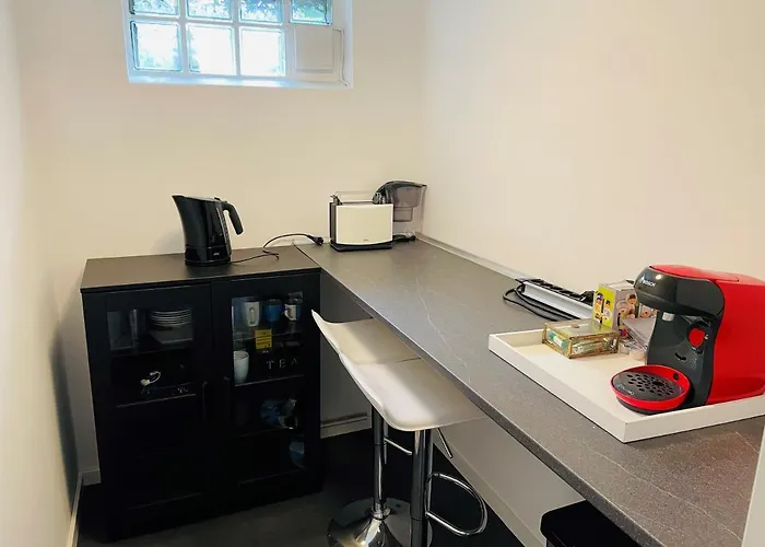 Souterrain Mit Separatem Eingang Und Bad Privat bolig